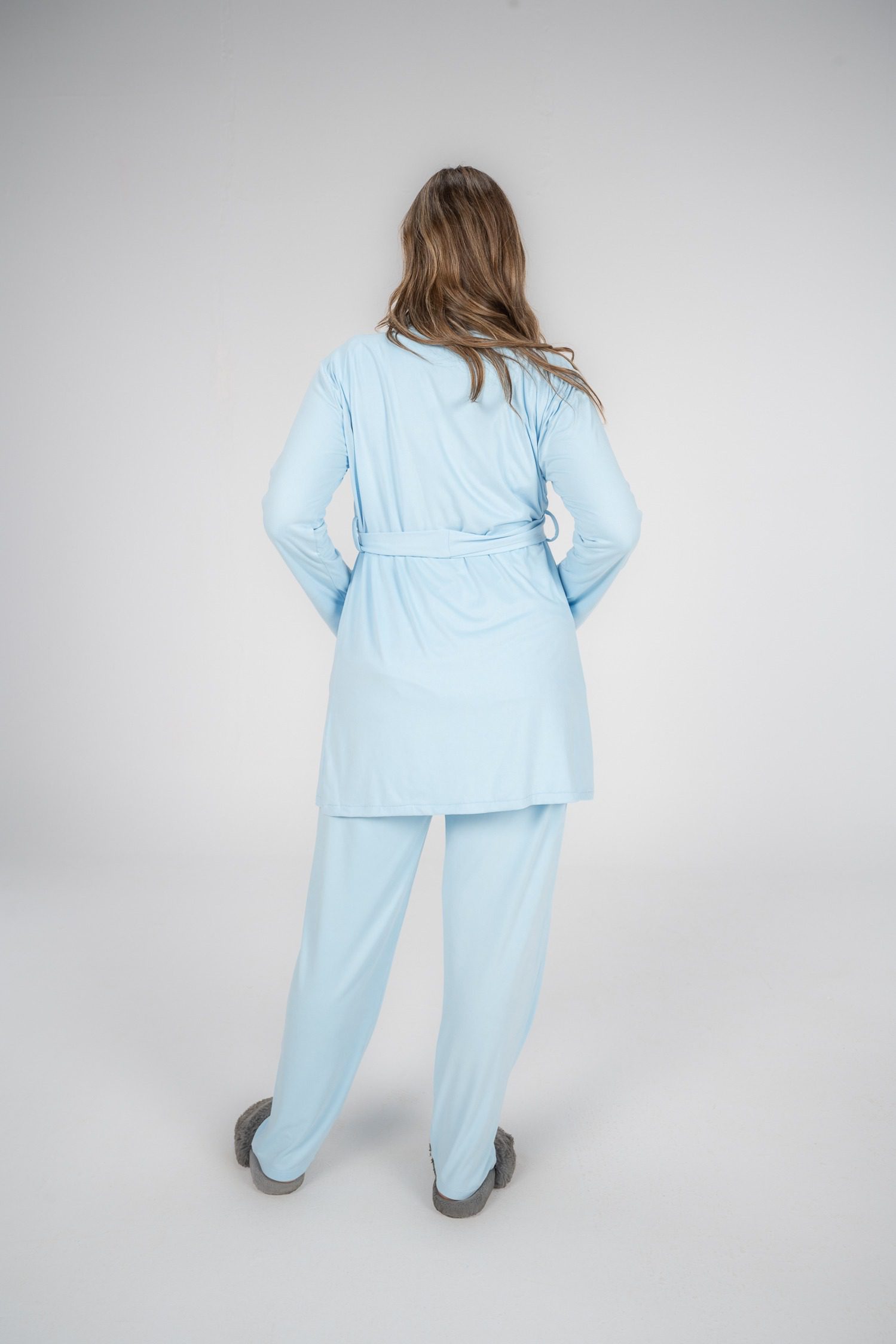 نسخة من جلسة الاستوديو-432-2-1-1 (1)