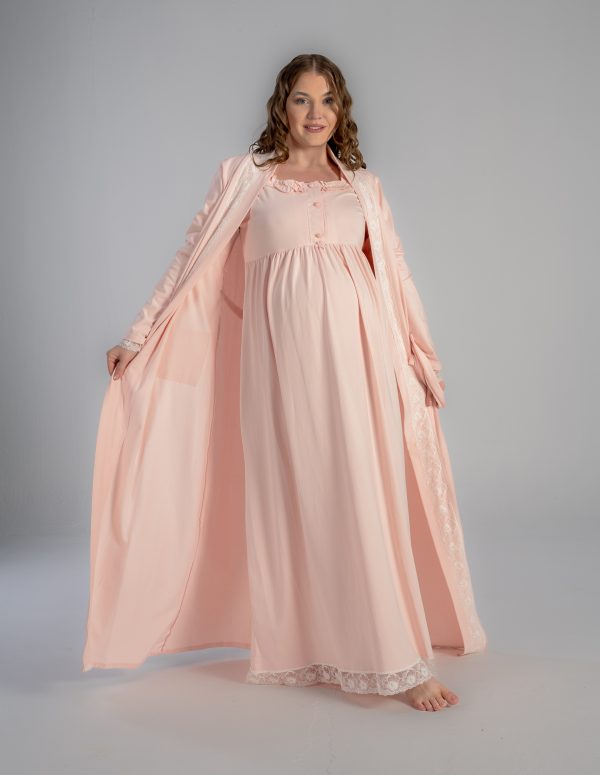 Comfy maxi maternity gown with sleeves